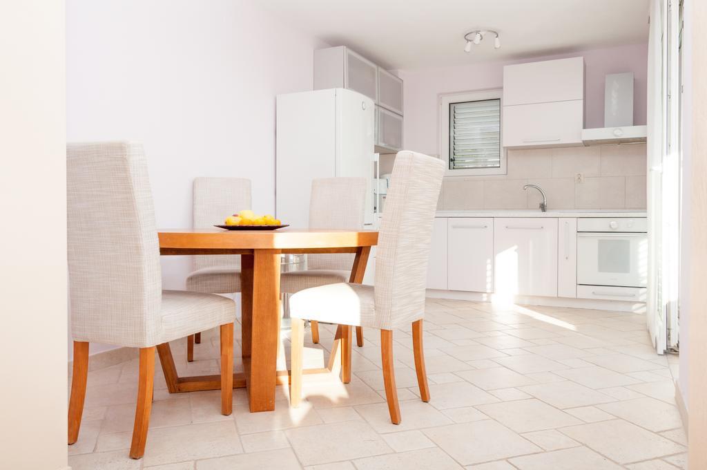 Apartments Lila Aurea Petrovac Habitación foto