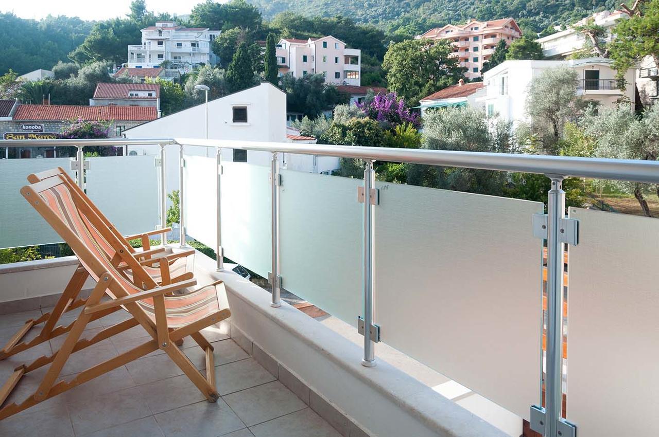 Apartments Lila Aurea Petrovac Exterior foto
